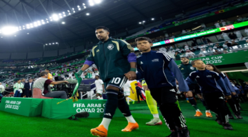 مفاجأة قوية.. التشكيل المتوقع للأخضر أمام جزر القمر في كأس العرب 2025